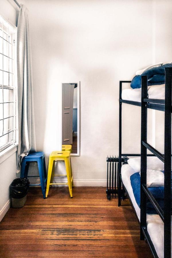The Cambie Hostel Seymour Vancouver Exteriör bild